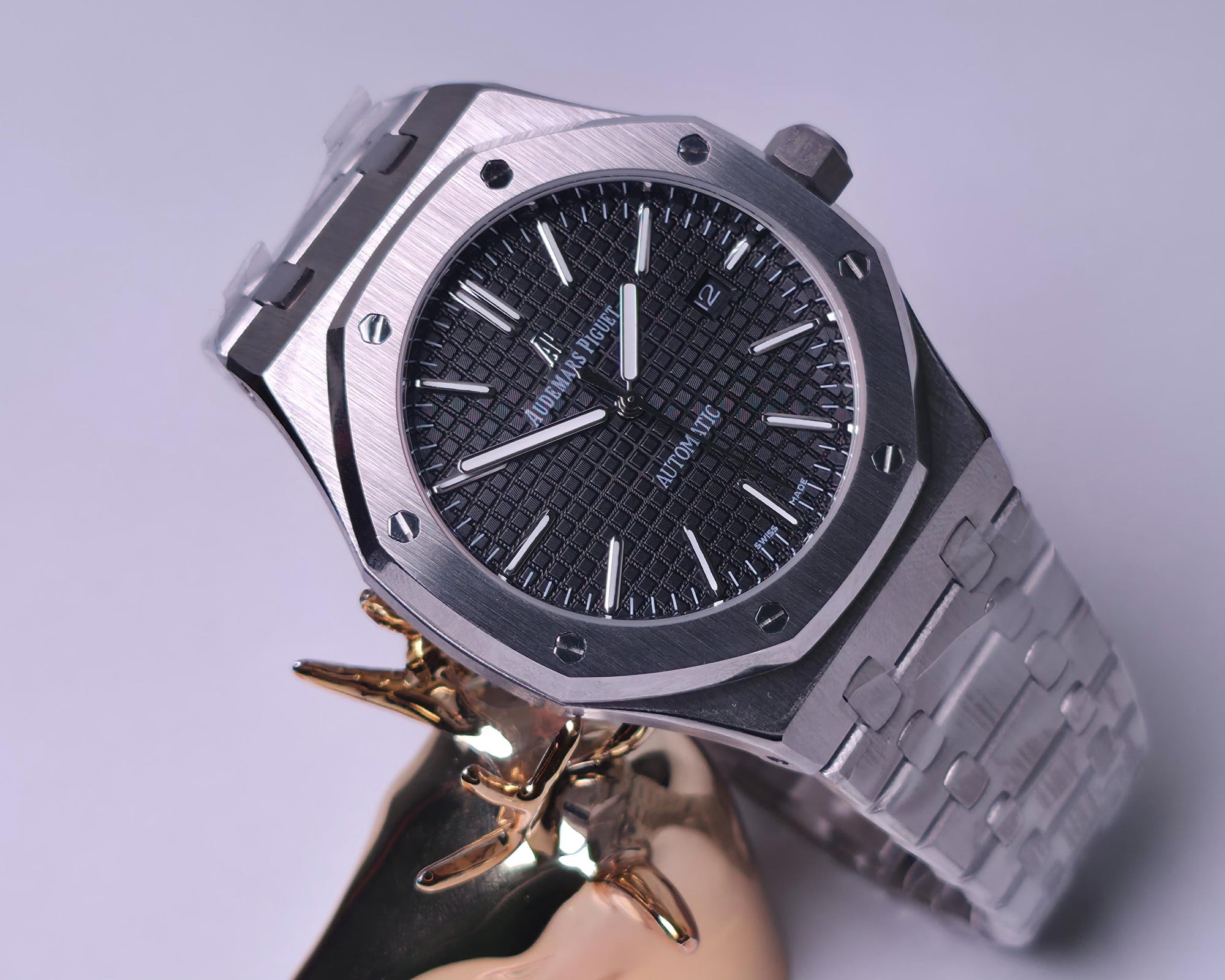 BLACK DIAL