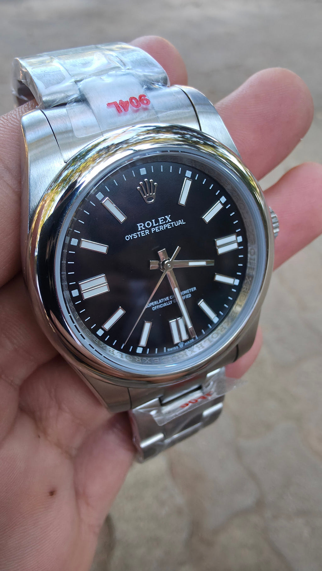 OYSTER BLACK DIAL