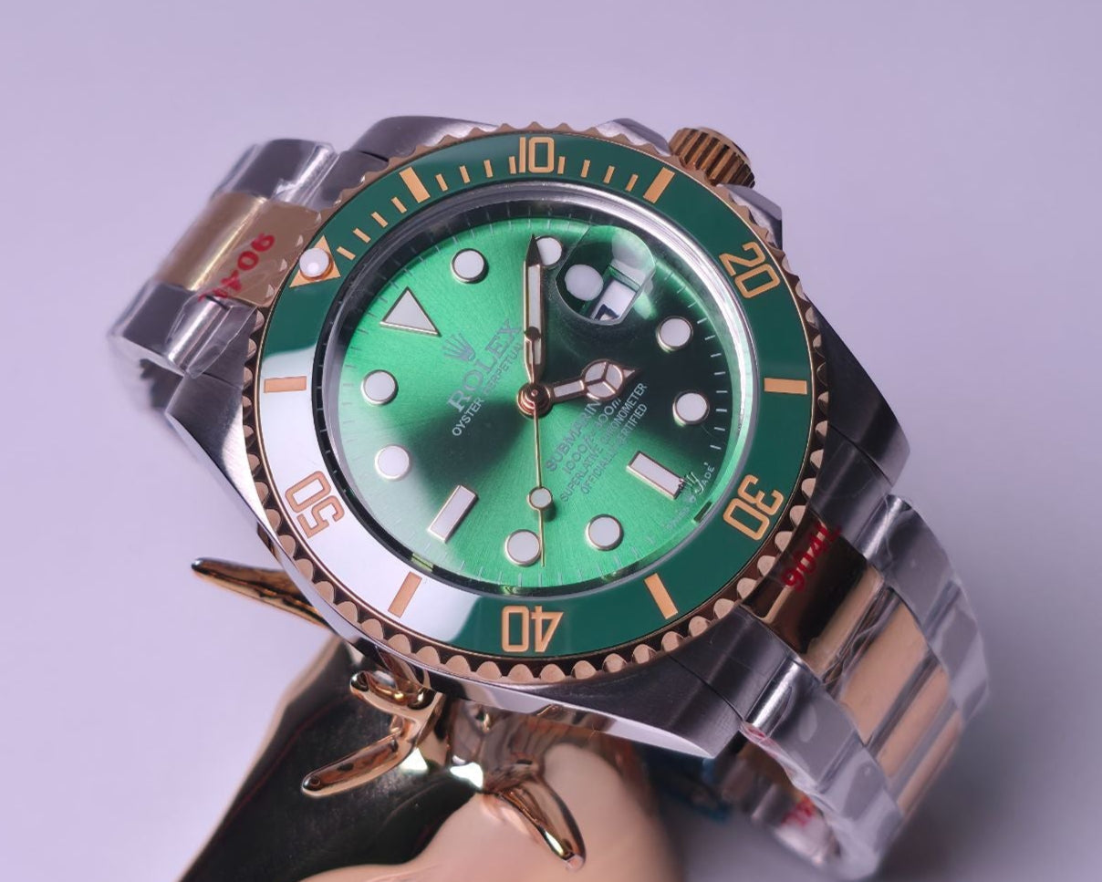 SUBMARINER GREEN GOLD