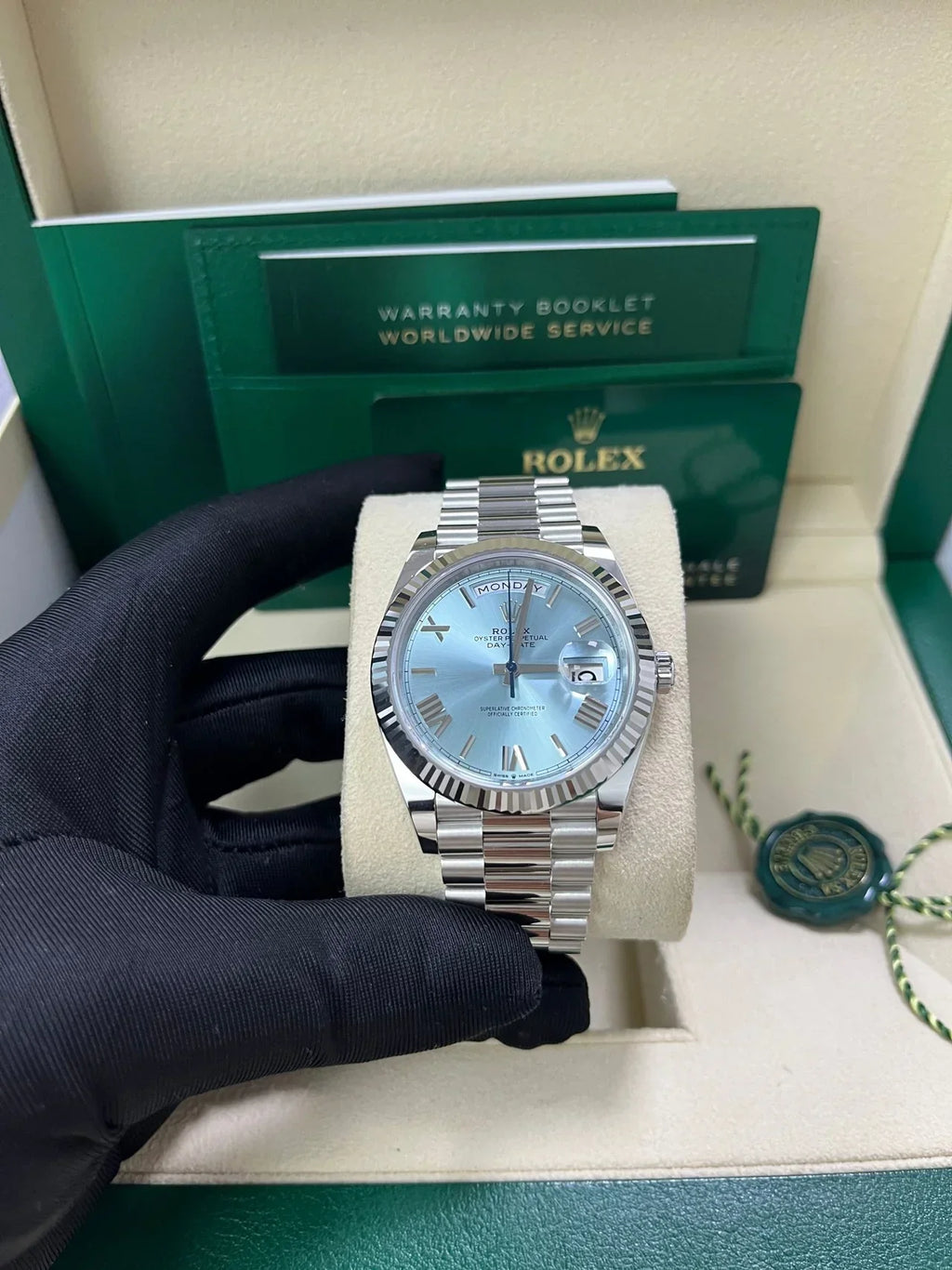 DAY DATE TIFFANY BLUE ROMAN