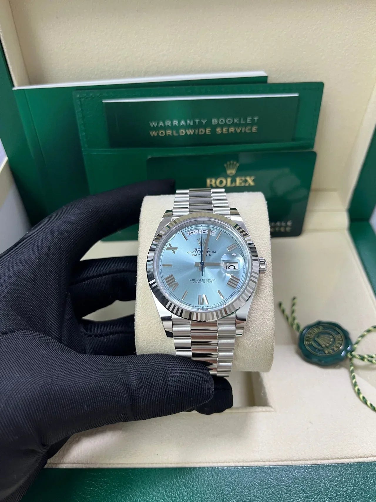 DAY DATE TIFFANY BLUE ROMAN
