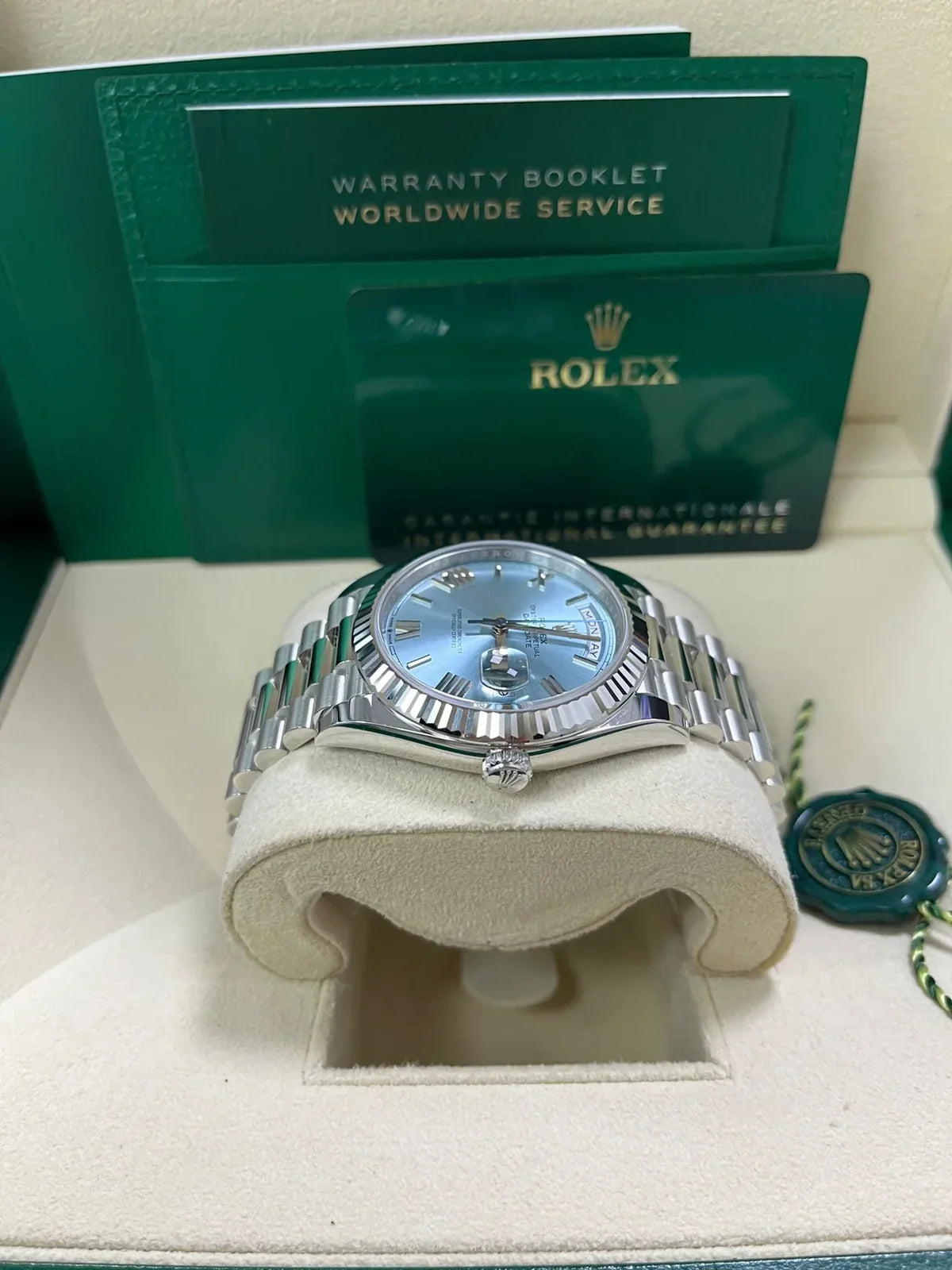 DAY DATE TIFFANY BLUE ROMAN