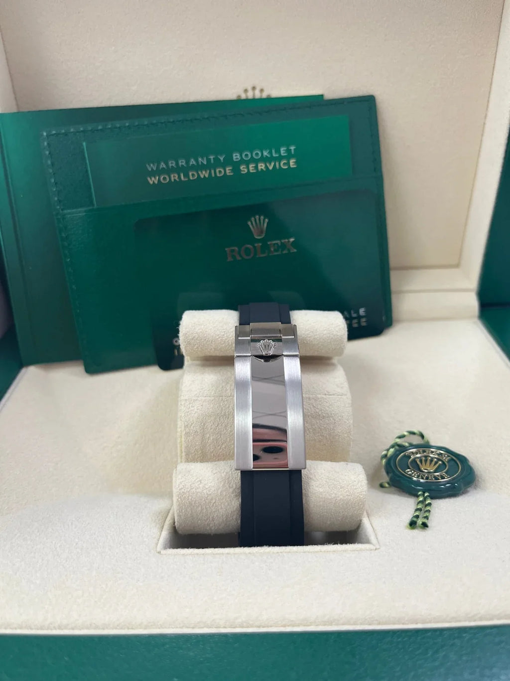 DAYTONA BLACK Oysterflex strap