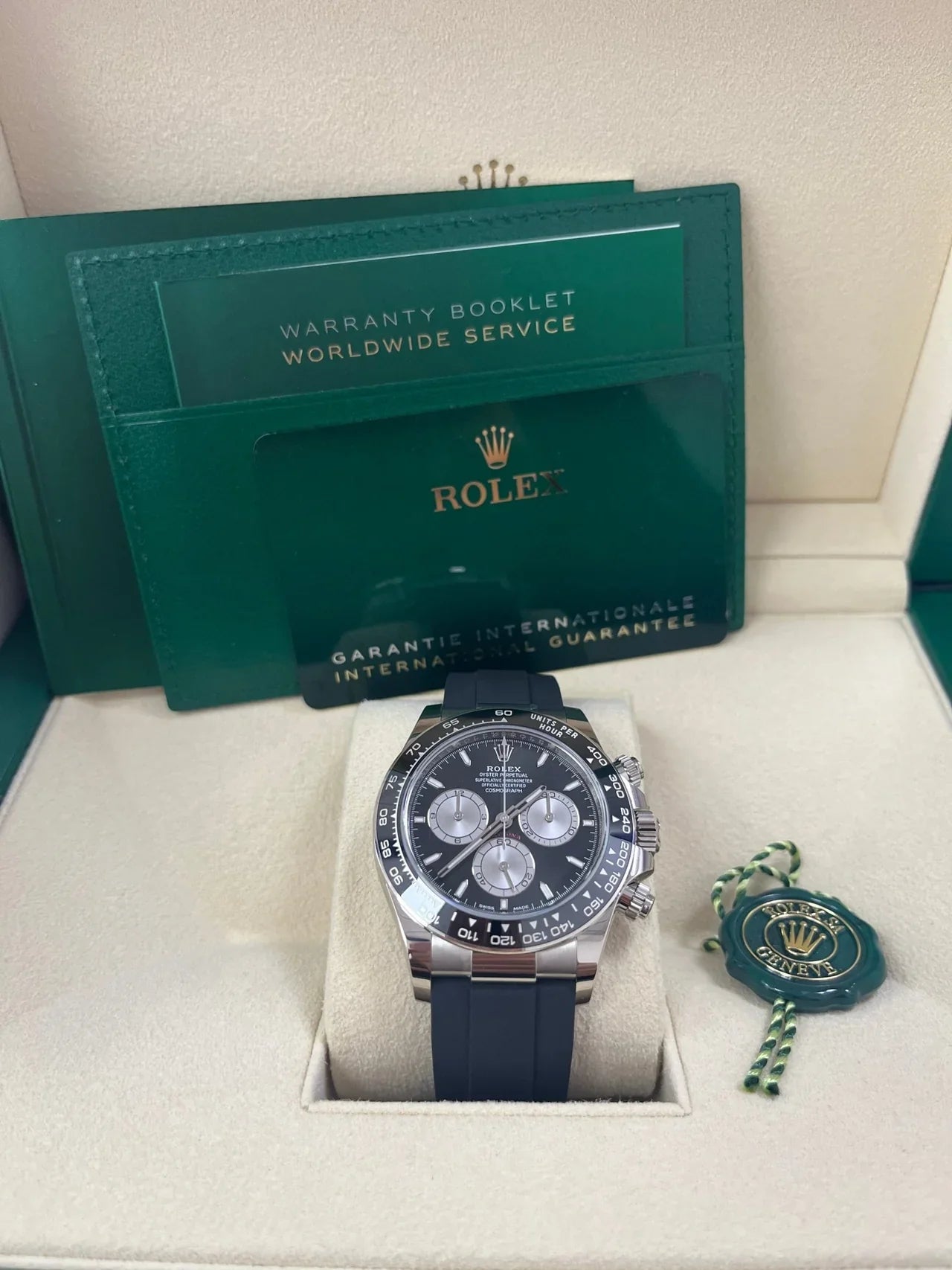 DAYTONA BLACK Oysterflex strap